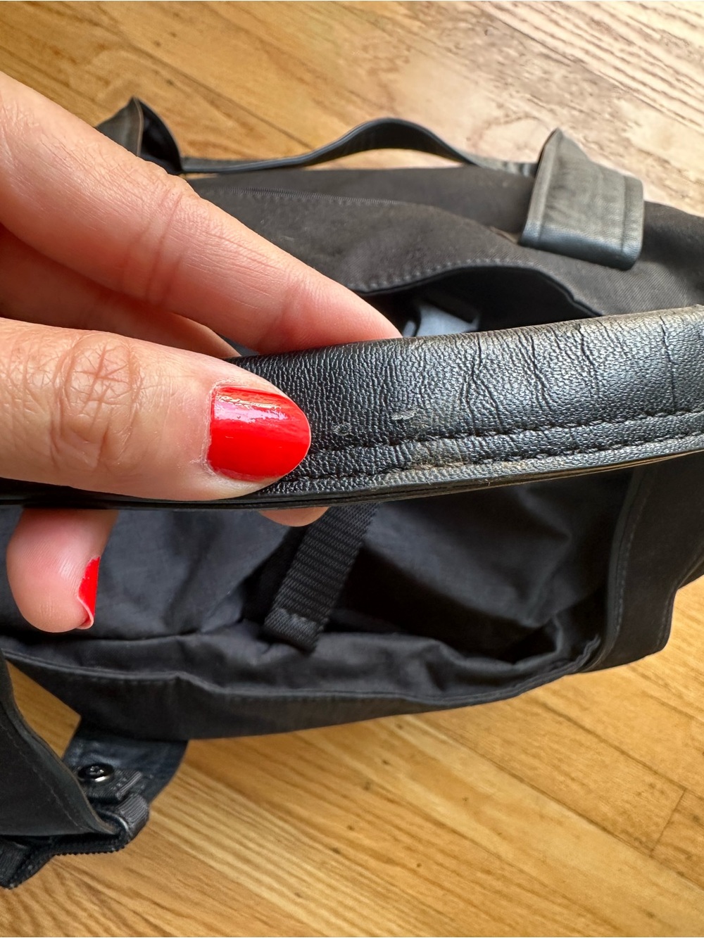 lululemon Go Getter Gym Bag in Black - Picture 8 of 8